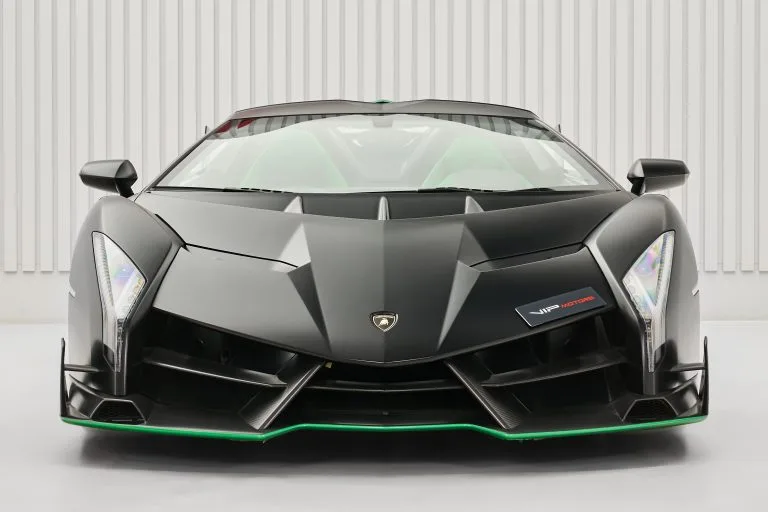2015 Lamborghini Veneno Roadster front For sale $10,000,000 on ForSuperRich.com - VIP MOTORS Dubai