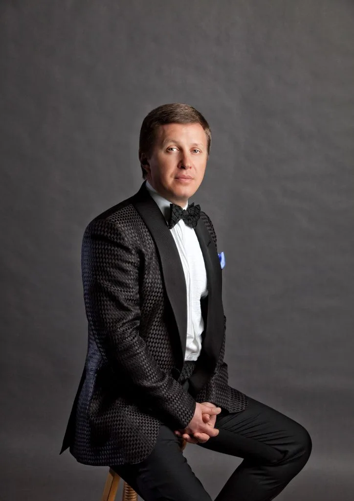 Maxim Artsinovich founder of MaximiliaN London