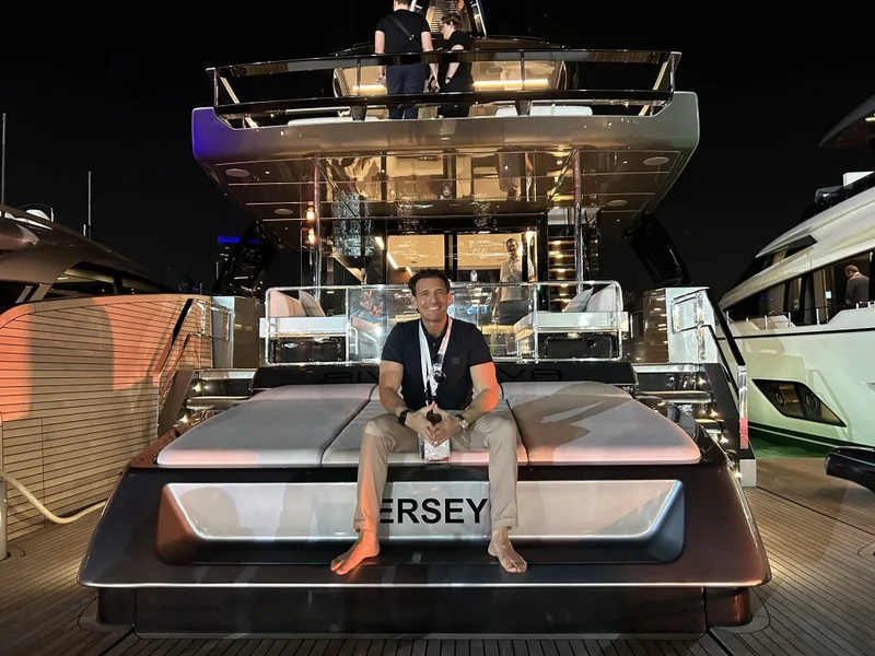 Dubai Boat Show 2024 visiting the latest RIVA "DIVA" Eric Poirier Owner & Founder of ForSuperRich.com 