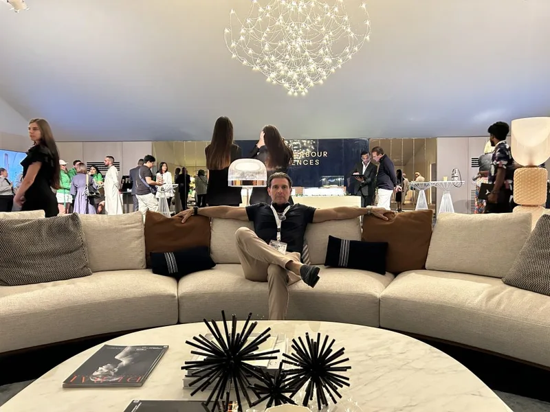 Dubai International Boat Show 2024 VIP Loundge Meeting with Eric Poirier Owner & Founder of ForSuperRich.com 