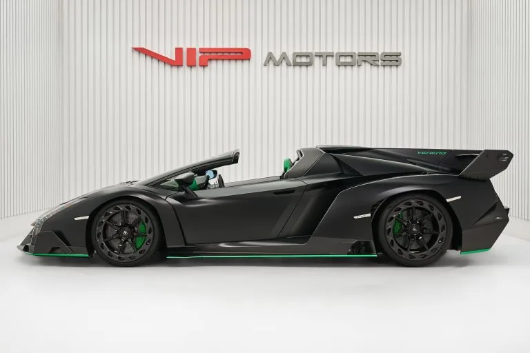2015 Lamborghini Veneno Roadster side photo For sale $10,000,000 on ForSuperRich.com - VIP MOTORS Dubai