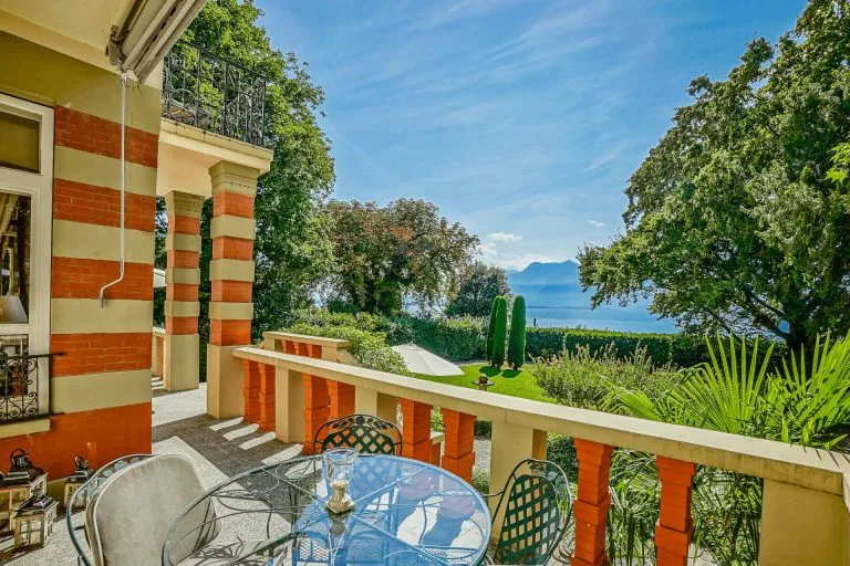 Villa Lakefront, Mountains views - Montreux - Swiss Rivierafor sale $10,016,597 on ForSuperRich.com