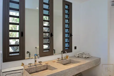 Contemporary Villa Gem-Palm Springs amazing panorama of the neighboring islands, 5 bedrooms in Gouverneur - St Barth price rental For Super Rich