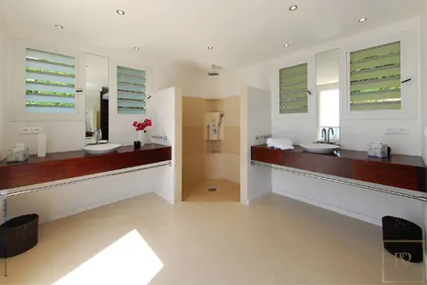 Luxury Villa The View located in Colombier panoramic view of neighboring islands and Gustavia, 4 bedrooms in St Barth Classified ads rental For Super Rich