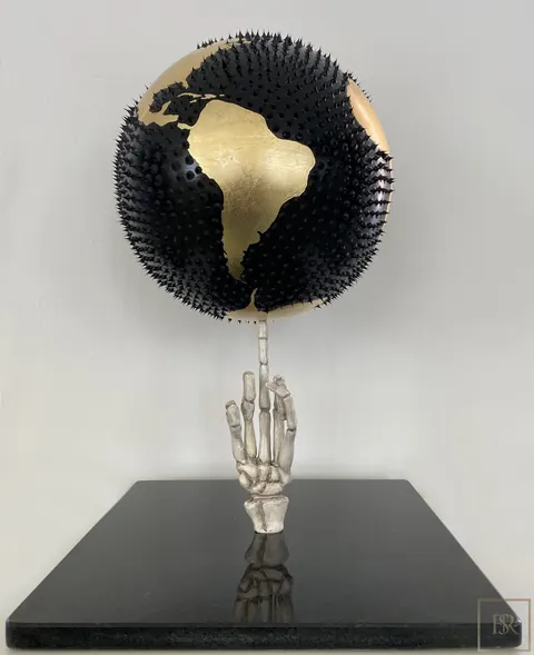 Sculpture Fuck the world - Marco Veronese