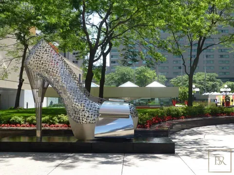 Sculpture Gabrielle High Heel - Mathieu Isabelle 50,000 for sale For Super Rich Sculpture Gabrielle High Heel - Mathieu Isabelle 50,000 for sale For Super Rich