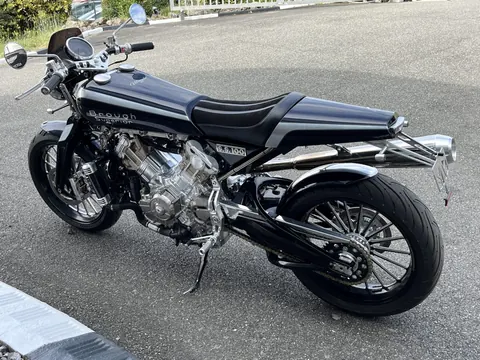 BROUGH SUPERIOR SS100 ULTIMATE 1 of 19 ultra luxury for sale For Super Rich BROUGH SUPERIOR SS100 ULTIMATE 1 of 19 ultra luxury for sale For Super Rich