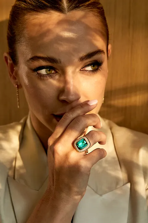 Ring One-of-a-kind N°101 – Ocean Muse Indicolite Masterpiece -  Celine Roelens Belgium for sale For Super Rich