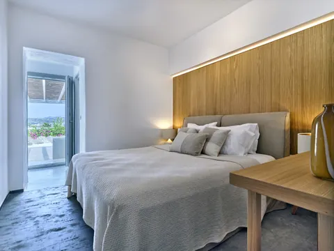 Elegant Hotel Beach Front stunning sea views, 18 bedrooms in Paros image for sale For Super Rich