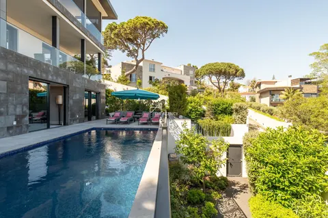 Modern Villa Sea View Swimming pool, 4 bedrooms in Estoril