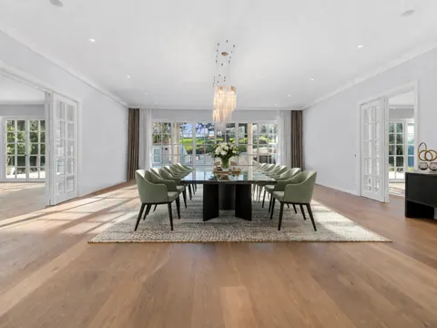 Luxury Villa Panoramic View, 6 bedrooms in Vienna 2981 for sale For Super Rich
