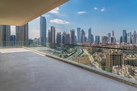 Luxury Penthouse Panoramic View The 118 in Downtown, 6 bedrooms in Dubai