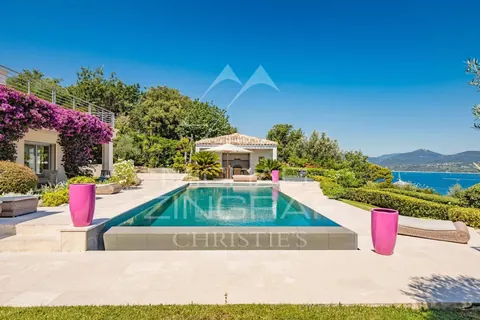 Premium Villa Top of the hill overlooking the bay of Saint-Tropez heated pool, jacuzzi, 6 bedrooms in Gassin 0 rental For Super Rich