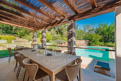 Provençal Villa Heart of nature close to the beaches, 6 bedrooms in Ramatuelle - French Riviera available rental For Super Rich