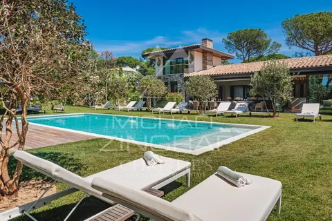 Modern Villa Near Tahiti beach swimming pool with pool house, bar, gym, 6 bedrooms in Ramatuelle - French Riviera