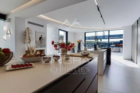 Contemporary Villa Heated infinity pool spa, jacuzzi, sauna, pizza oven and barbecue, 5 bedrooms in Mougins real estate rental For Super Rich