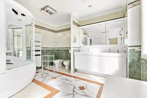 Belle époque Villa Close to town center Swimming pool 8x5m, 5 bedrooms in Cannes - French Riviera top rental For Super Rich