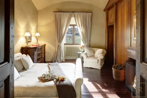 Luxury Villa Mas Mateu 18th century Spanish estate, 16 bedrooms in Sant Climent de Peralta best rental For Super Rich