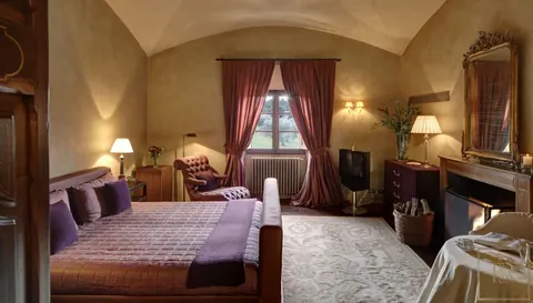 Luxury Villa Mas Mateu 18th century Spanish estate, 16 bedrooms in Sant Climent de Peralta price rental For Super Rich