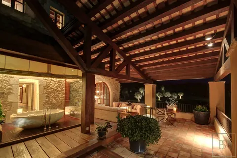 Luxury Villa Mas Mateu 18th century Spanish estate, 16 bedrooms in Sant Climent de Peralta real estate rental For Super Rich