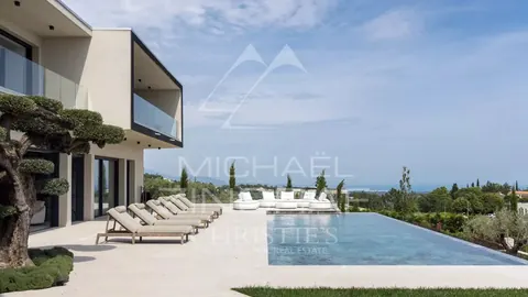 Contemporary Villa Panoramic sea and hills views infinity pool, 5 bedrooms in Chateauneuf Grasse available rental For Super Rich
