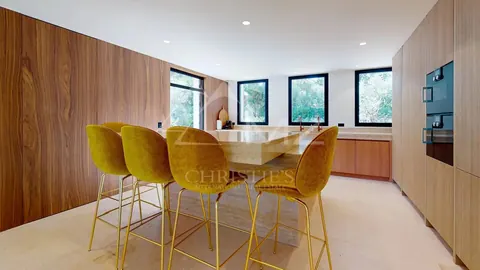 Premium Villa heated swimming pool 16mx4.5m professional kitchen, 5 bedrooms in Saint Tropez property rental For Super Rich