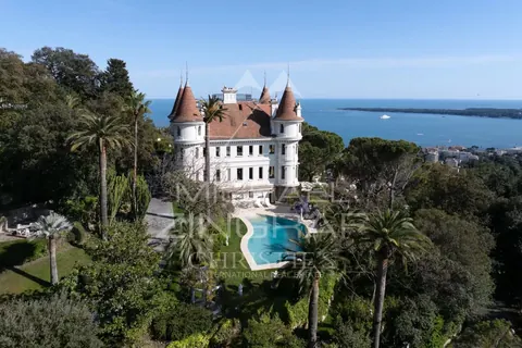 Century Castle Built 1895 Château Louis XIII, 8 bedrooms in Cannes - French Riviera