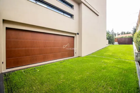 Minimalism Villa Swimming pool, 5 bedrooms in Cascais Classified ads for sale For Super Rich