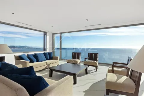 Modern Villa sea view over the bay of Cannes and the Lérins Islands swimming pool, summer kitchen, 6 bedrooms in Théoule Sur Mer Classified ads rental For Super Rich