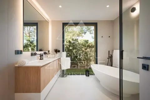 Premium Villa walk from Escalet beaches Park and Sea views, 8 bedrooms in Ramatuelle - French Riviera vacation rental For Super Rich