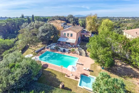Elegant Villa Panoramic View Vineyards view, 15 bedrooms in Firenze Toscana Tuscany Villa for sale For Super Rich