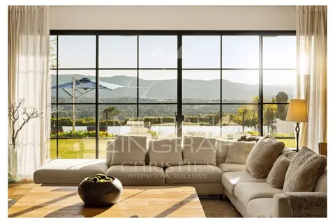 Architectural Villa Breathtaking panoramic views, hills and sunsets Tennis court, 7 bedrooms in Mougins - French Riviera property for sale For Super Rich