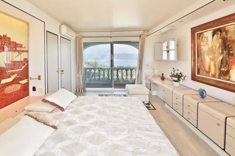High-end Villa incredible views of the sea and the Gulf of Saint Tropez infinity pool with jets, 6 bedrooms in Gassin search rental For Super Rich