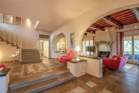 Elegant Villa Panoramic View Vineyards view, 15 bedrooms in Firenze Toscana photos for sale For Super Rich