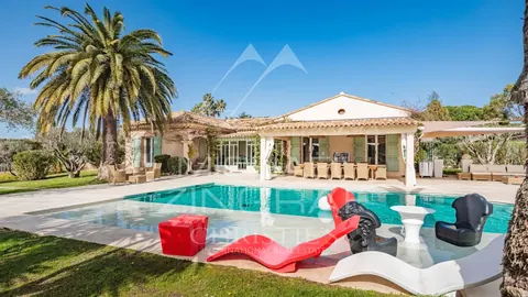 Provencal Villa Panoramic View swimming pool, wine cellar 8 bedrooms in Saint Tropez Used for sale For Super Rich