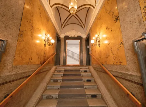 Luxury Villa Panoramic View 19th district, 6 bedrooms in Vienna buy for sale For Super Rich
