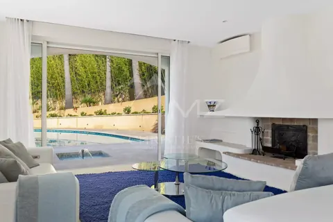Premium Villa Sea View Super Cannes minutes from the Croisette, 8 bedrooms in Vallauris Classified ads rental For Super Rich