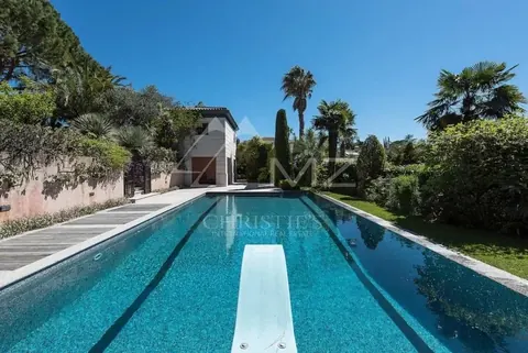 Elegant Villa Landscaped garden swimming pool and pool-house, 6 bedrooms in Cap d'Antibes MZILO1556 rental For Super Rich Elegant Villa Landscaped garden swimming pool and pool-house, 6 bedrooms in Cap d'Antibes MZILO1556 rental For Super Rich