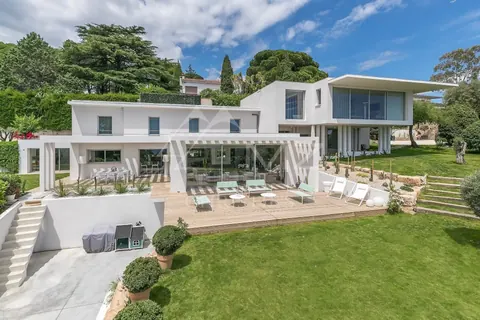 Contemporary Villa Swimming pool 5 minutes from La Croisette, 5 bedrooms in Cannes