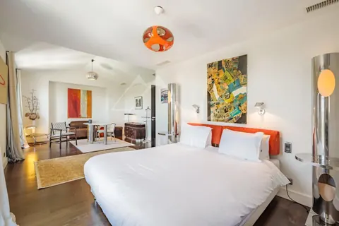 Contemporary  Villa heart of Saint-Tropez Peninsula between Pampelonne beaches and the village, 5 bedrooms in Ramatuelle value rental For Super Rich