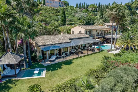 Country Villa walking distance to the Village Sea view and the Lérins islands, 6 bedrooms in Mougins MZILOAP020 rental For Super Rich