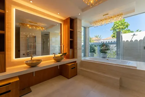 Luxury Villa Panoramic View, 4 bedrooms in Quinta do Mar value for sale For Super Rich Luxury Villa Panoramic View, 4 bedrooms in Quinta do Mar value for sale For Super Rich