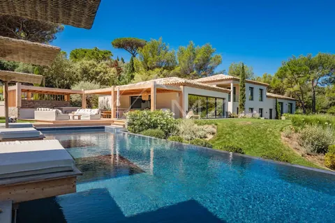 Modern Villa breathtaking sea view and direct access to the coastal path 16m swimming pool, 7 bedrooms in Saint Tropez 0 rental For Super Rich