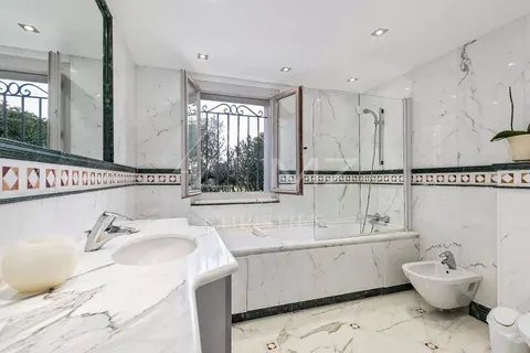Modern Villa La  Californie Mediterranean Sea view, 8 bedrooms in Cannes price rental For Super Rich