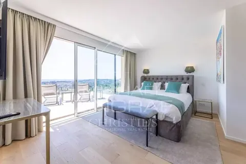Contemporary  Villa Panoramic Sea Views petanque court, heated pool, 7 bedrooms in Mougins Classified ads rental For Super Rich