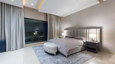 Luxury Villa Sector E overlooks one of the very best scenic views, 6 bedrooms in Emirates Hills - Dubai ultra luxury for sale For Super Rich