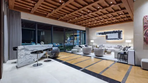 Luxury Villa Sector E overlooks one of the very best scenic views, 6 bedrooms in Emirates Hills - Dubai top for sale For Super Rich