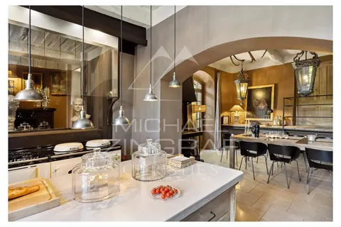 Country Villa One of a kind XVIII th century bastide with pool, 10 bedrooms in Cotignac - French Riviera buy for sale For Super Rich