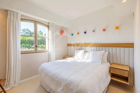 Luxury Villa near the beach Pampelonne Fenced swimming pool, jacuzzi, fitness room, petanque court, 5 bedrooms in Ramatuelle value rental For Super Rich