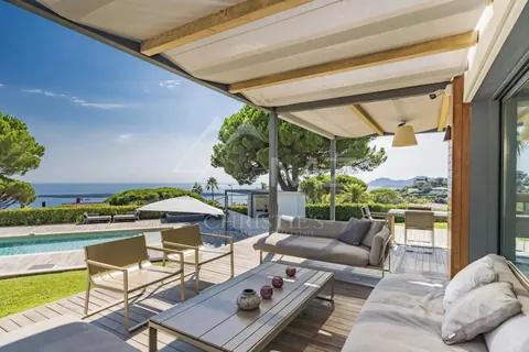 Contemporary Villa Sea View Heated swimming pool, jacuzzi, 5 bedrooms in Vallauris Classified ads rental For Super Rich